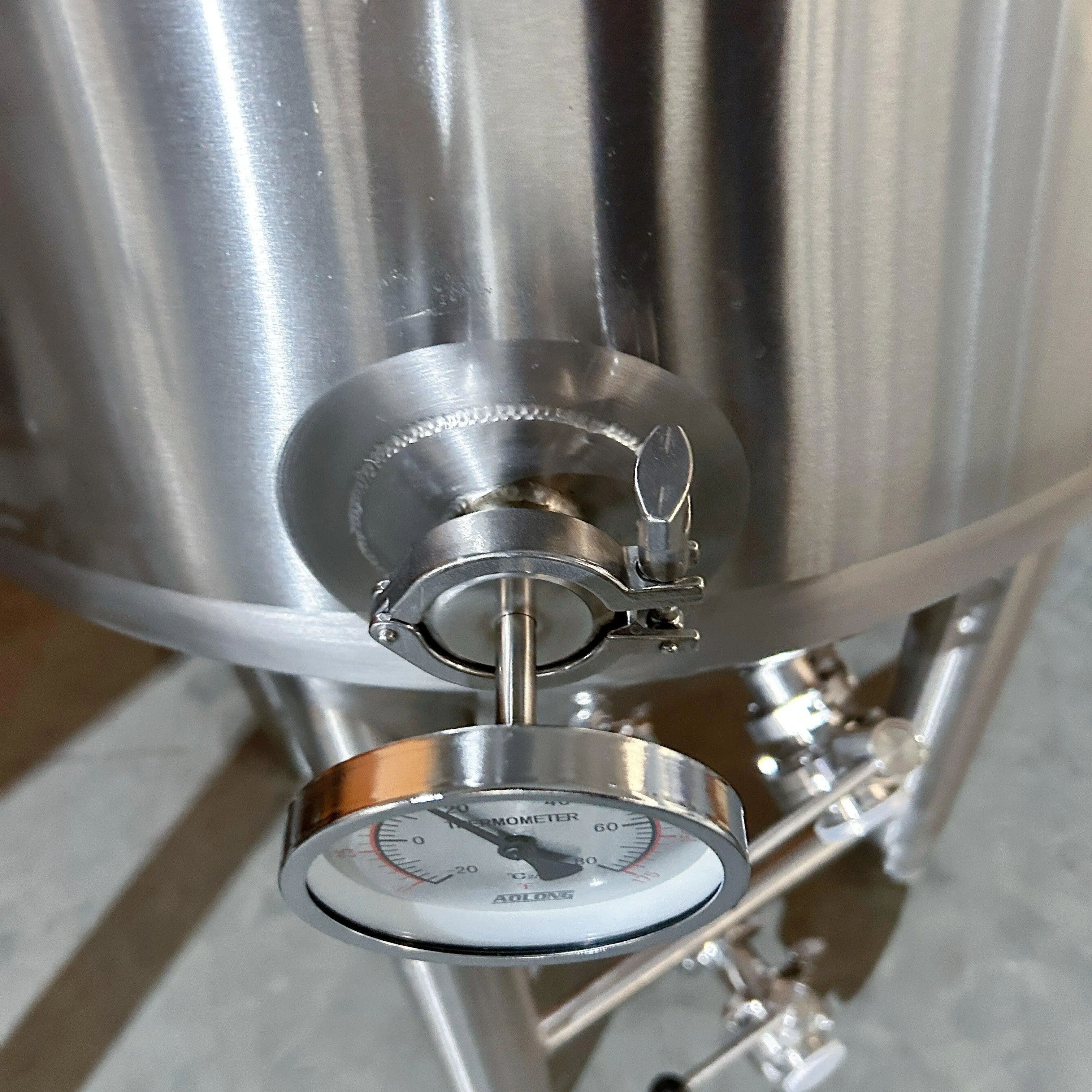 200L Conical Fermenter (pressurisable, jacketed)