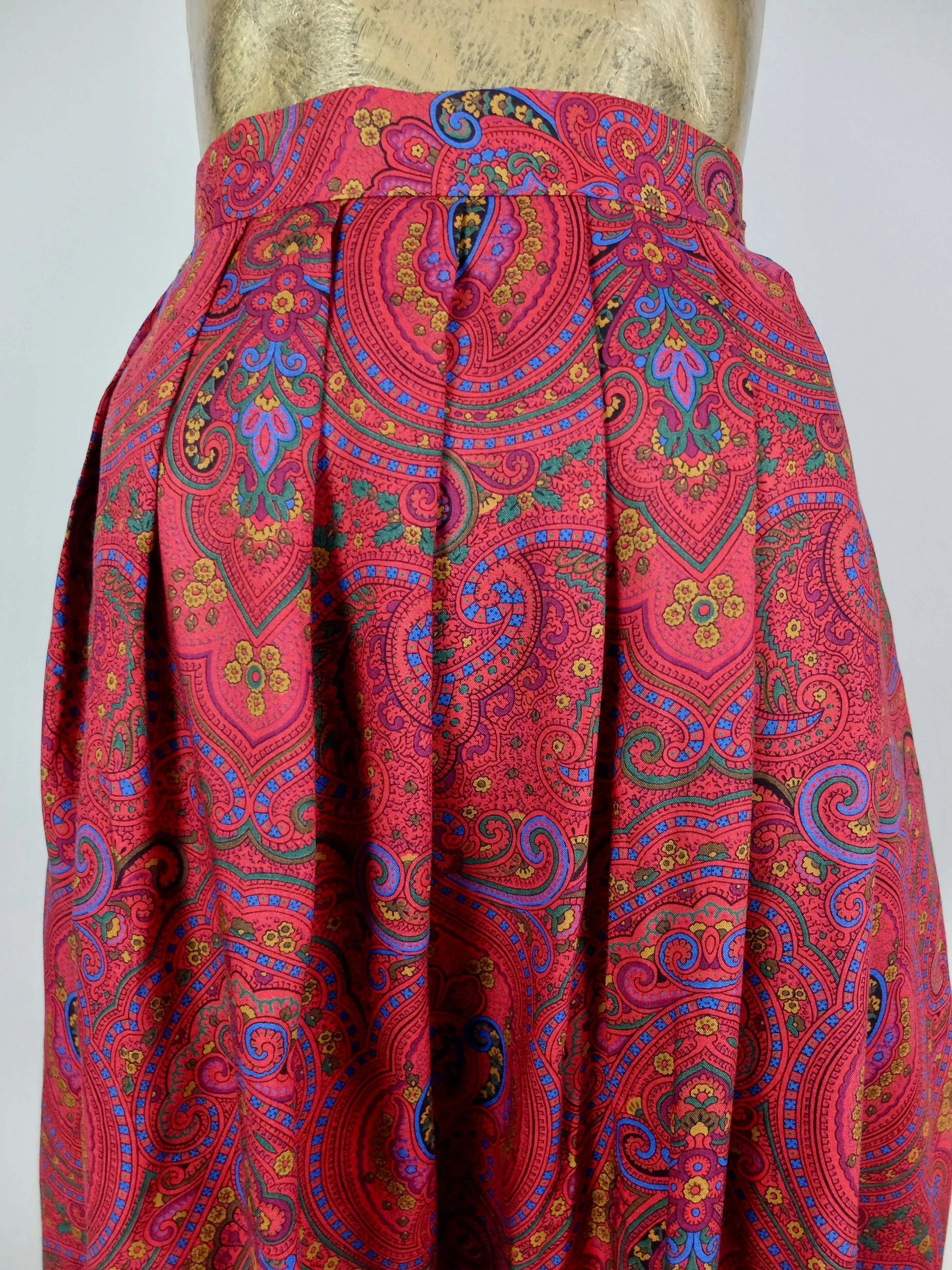 80s High Waisted Paisley Patterned Pleated Midi Skirt