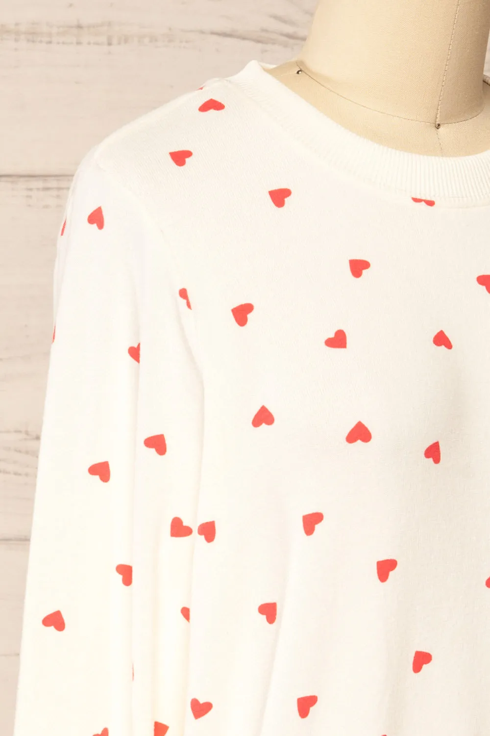 Allorah | Ivory Sweater w/ Heart Pattern