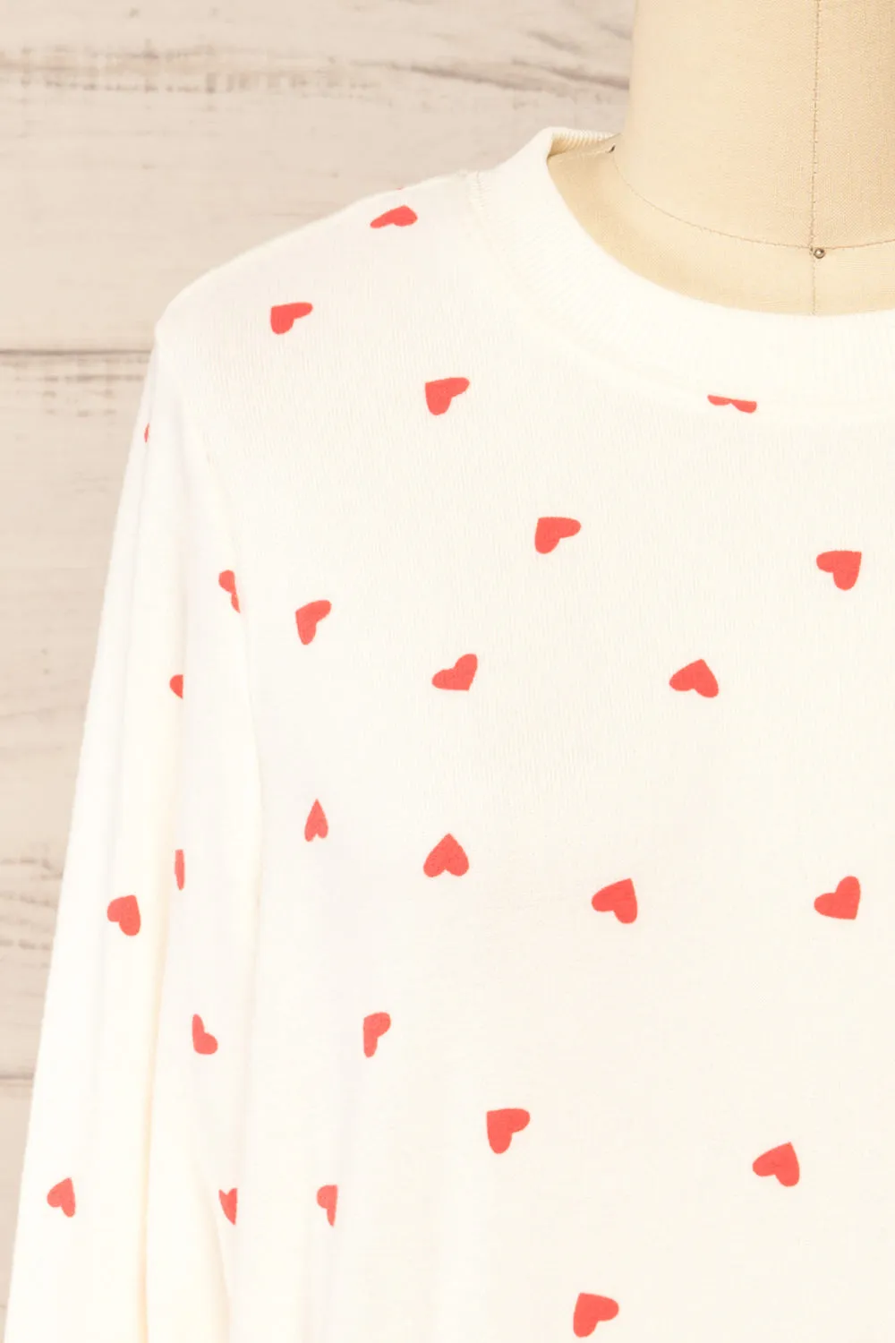 Allorah | Ivory Sweater w/ Heart Pattern