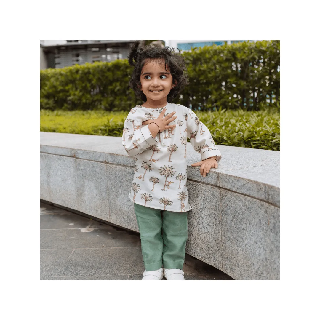 Chanderi Loungewear Set - Cheerful Cheetahs