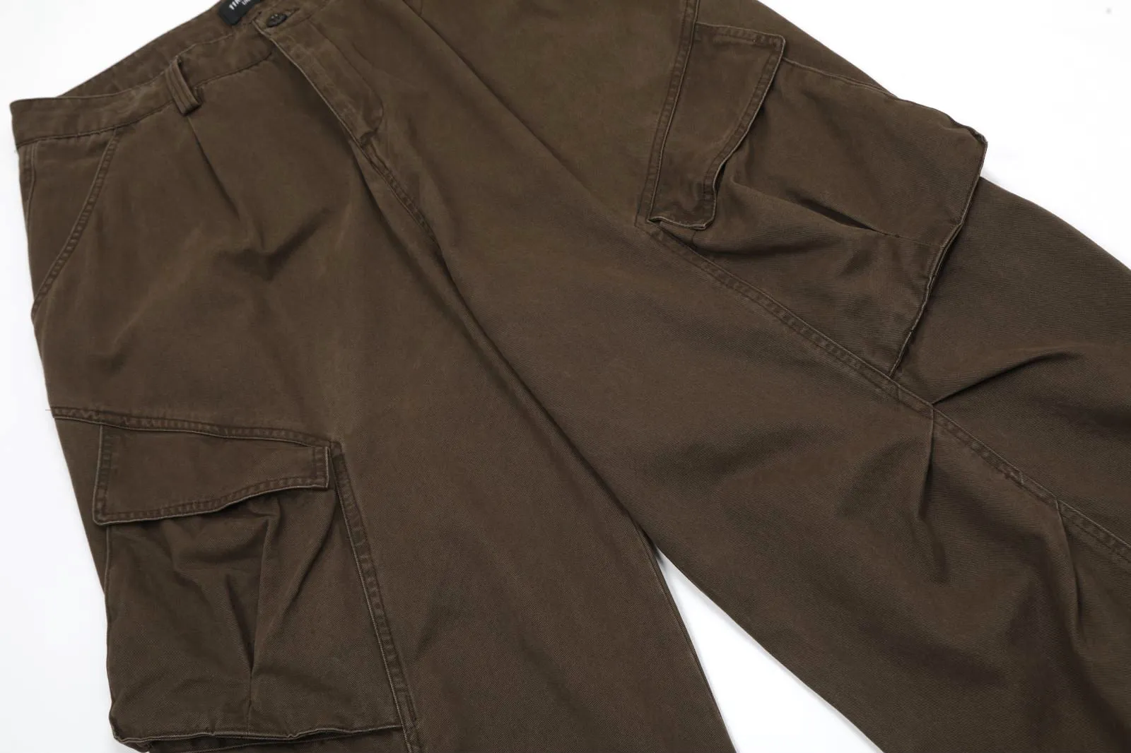 Faire Echo Loose Fit Wrinkled Cargo Pants