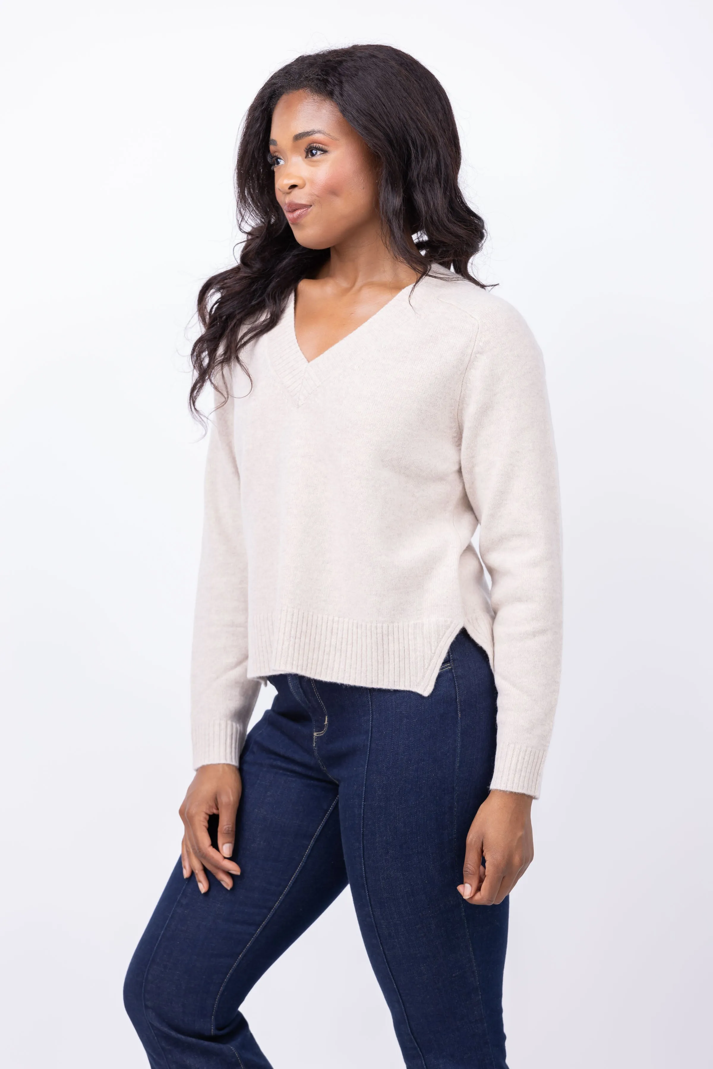 Lilla P Easy V-neck Sweater in Birch