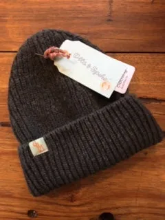 Otto & Spike Fixed Beanie