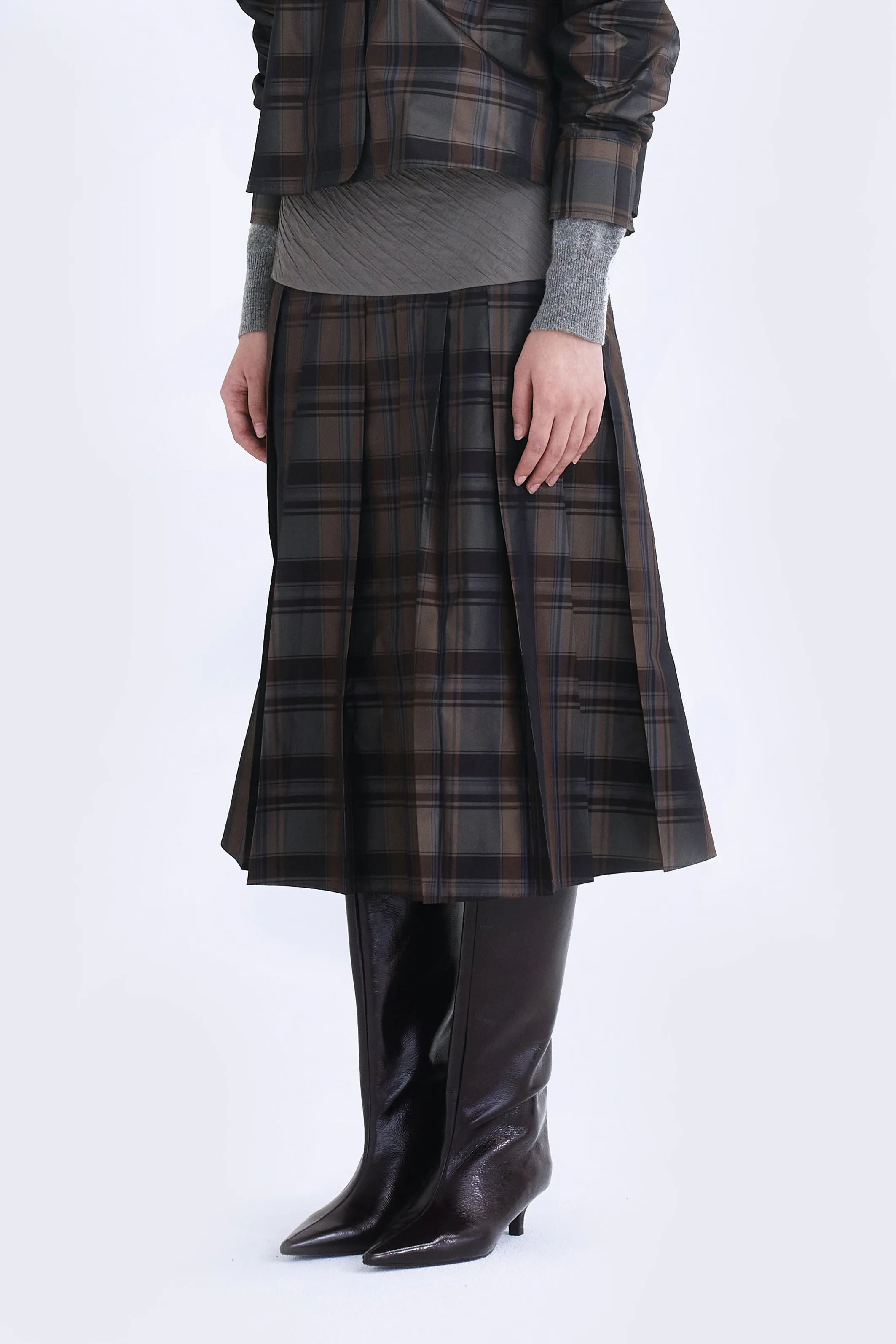 [POKOFOSCA] FW 24 YOKE PLEATED SKIRT (GREY)