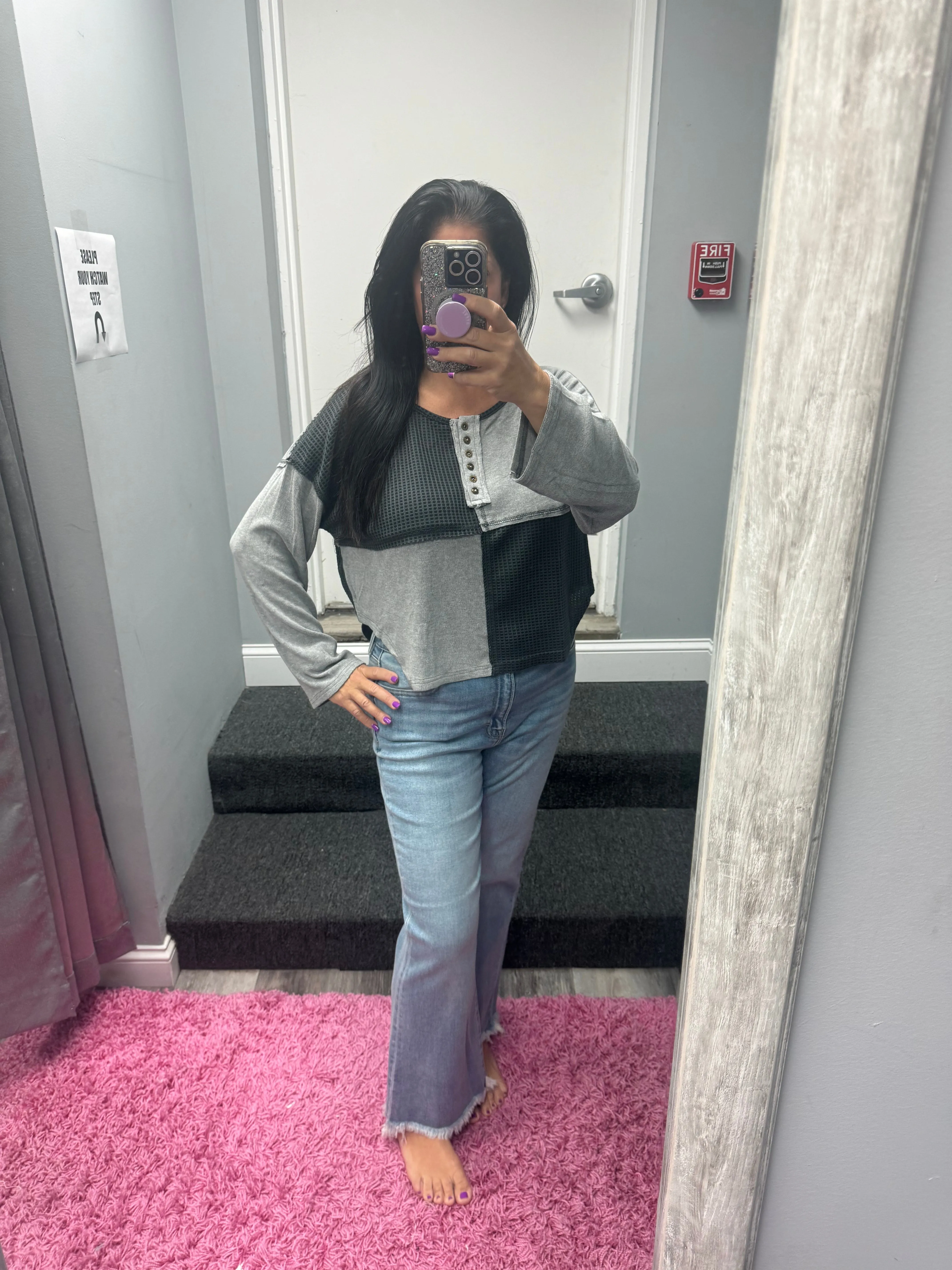 POL Round neck long sleeve button front knit top - Mystic Grey