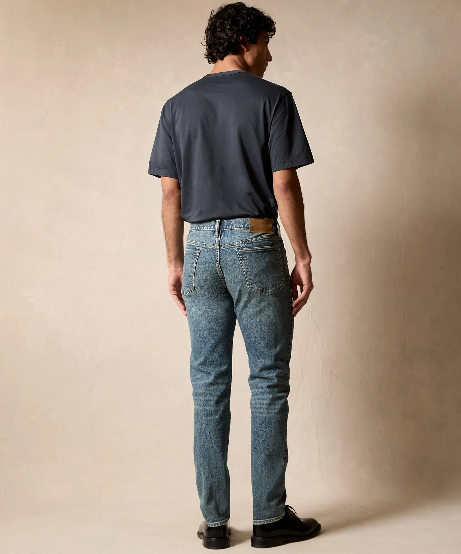 Slim Stretch Jean in Medium Indigo Wash