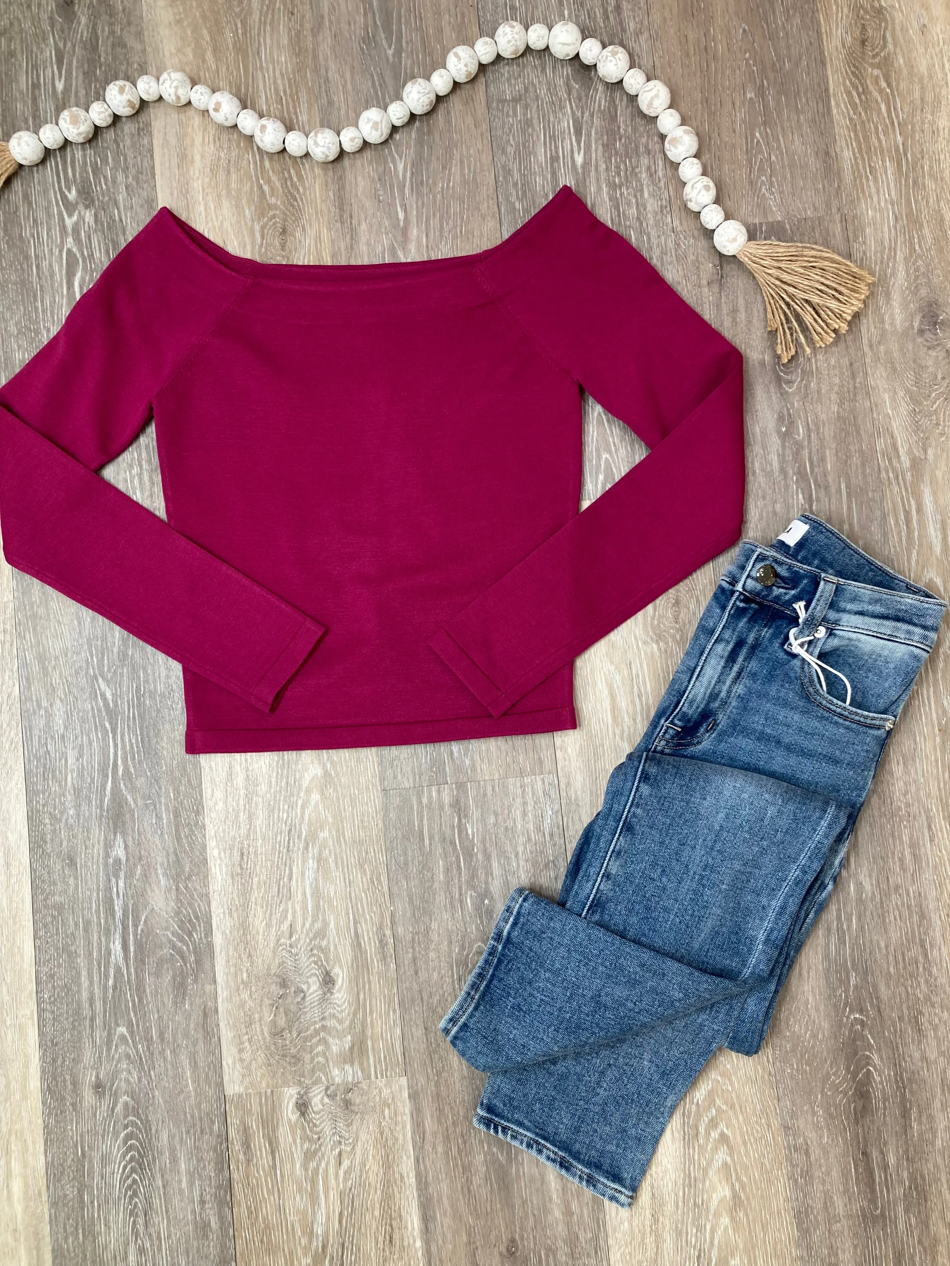 STE Berry Off Shoulder Ressi Sweater