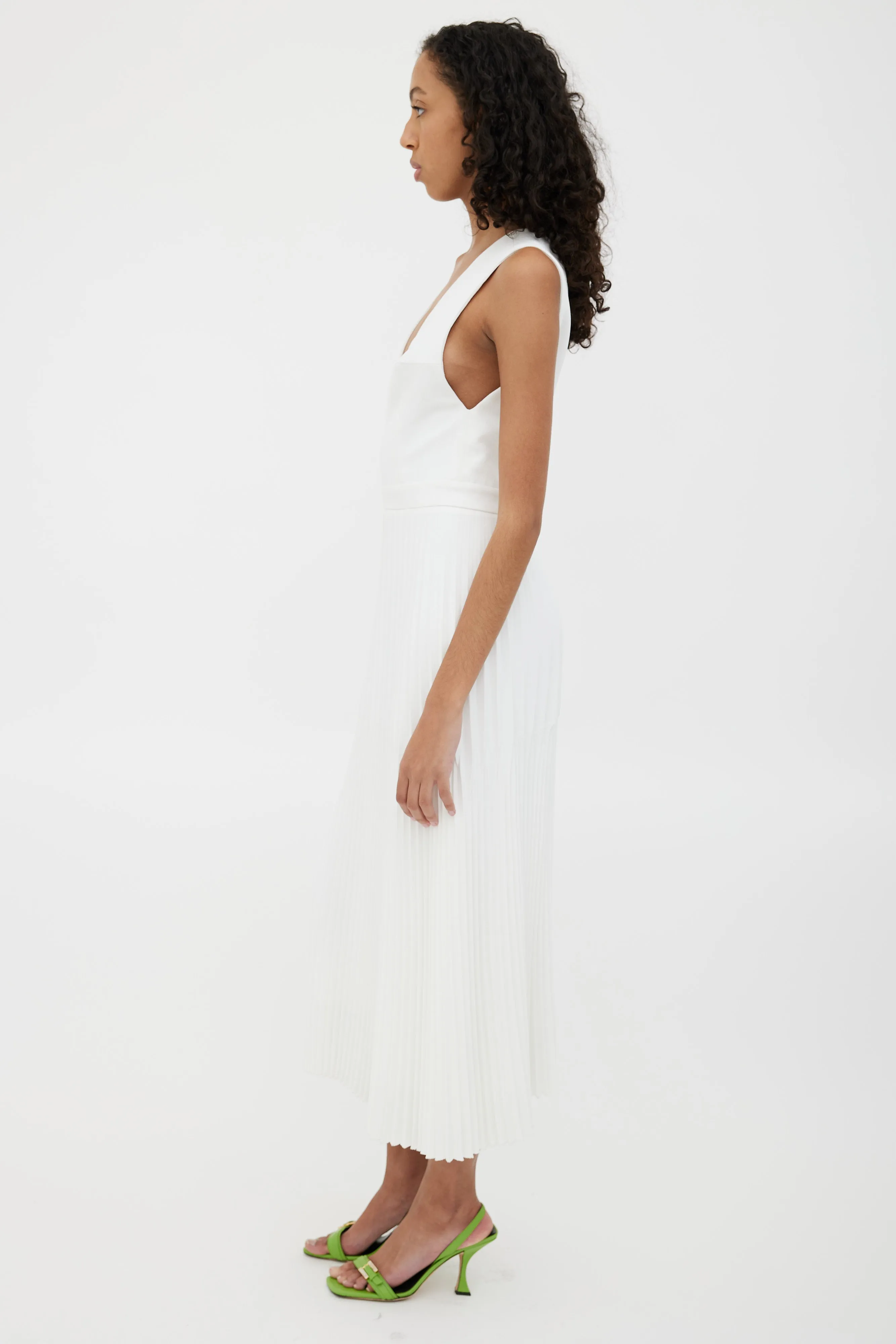 White Trapeze Pleated Dress